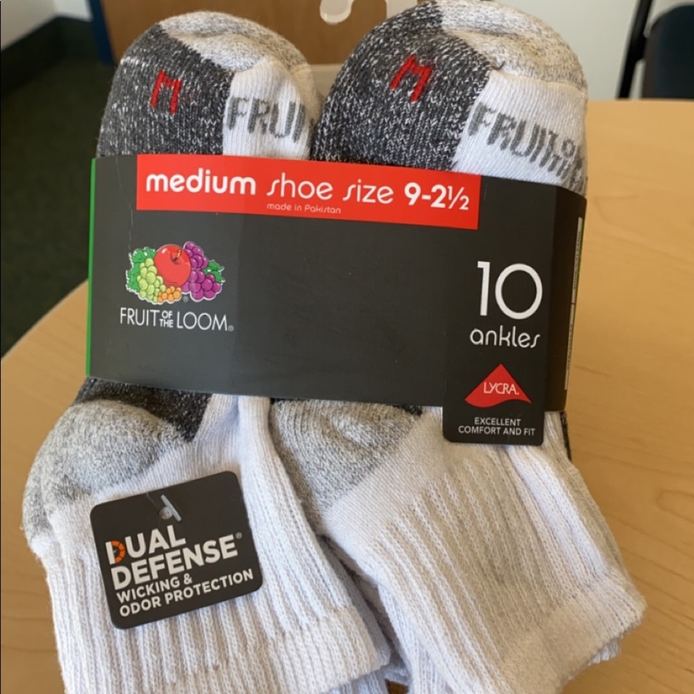 Fruit Of The Loom Boys Socks Durable Ankle Socks, 10 pack,Size Medium Shoe 9-2.5